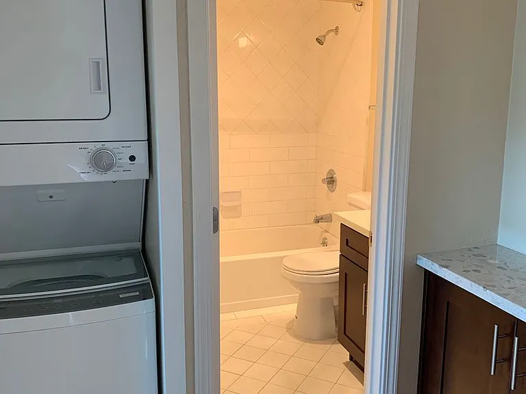 The Enclave at Lawrence — Photo 8
