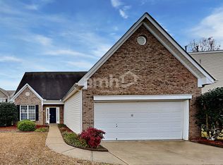 202 Plum Orchard Ct, Simpsonville, SC 29681
