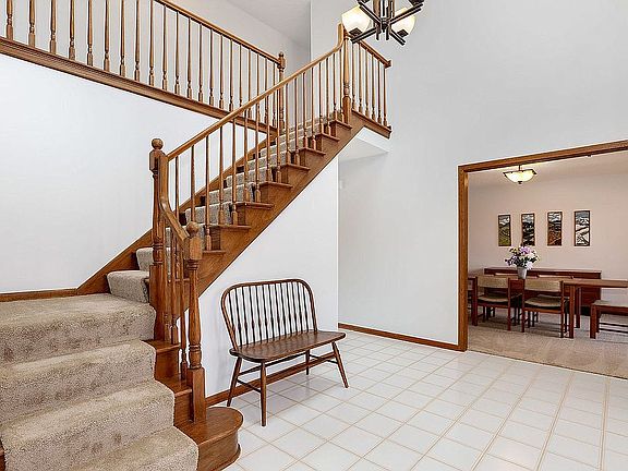 3rd image of 1729 Nathan Ln
