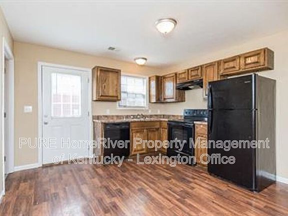 5th image of 1006 Whipporwill Dr APT 3