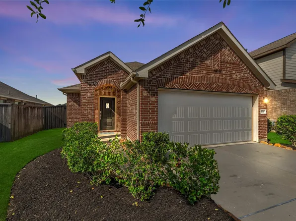 26006 Windy Prairie Ct, Richmond, TX 77406
