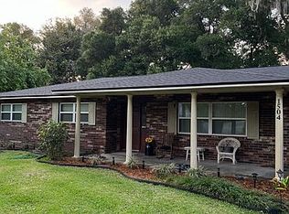 1504 Moss Ave, Leesburg, FL 34748