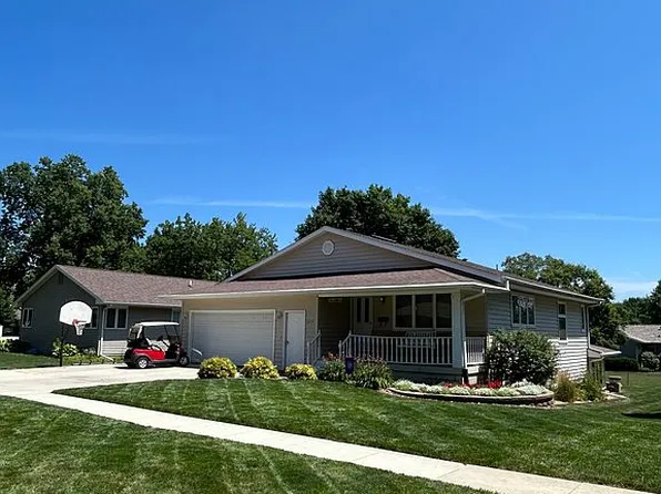 209 S Ackley St, Algona, IA 50511