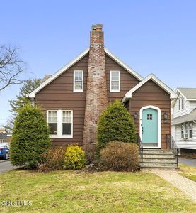 1457 Baker Avenue, Niskayuna, NY, 12309
