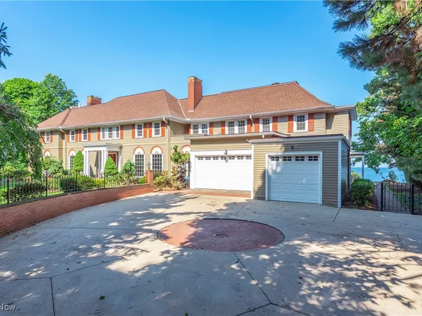 9925 Lake Shore Blvd, Bratenahl, OH 44108