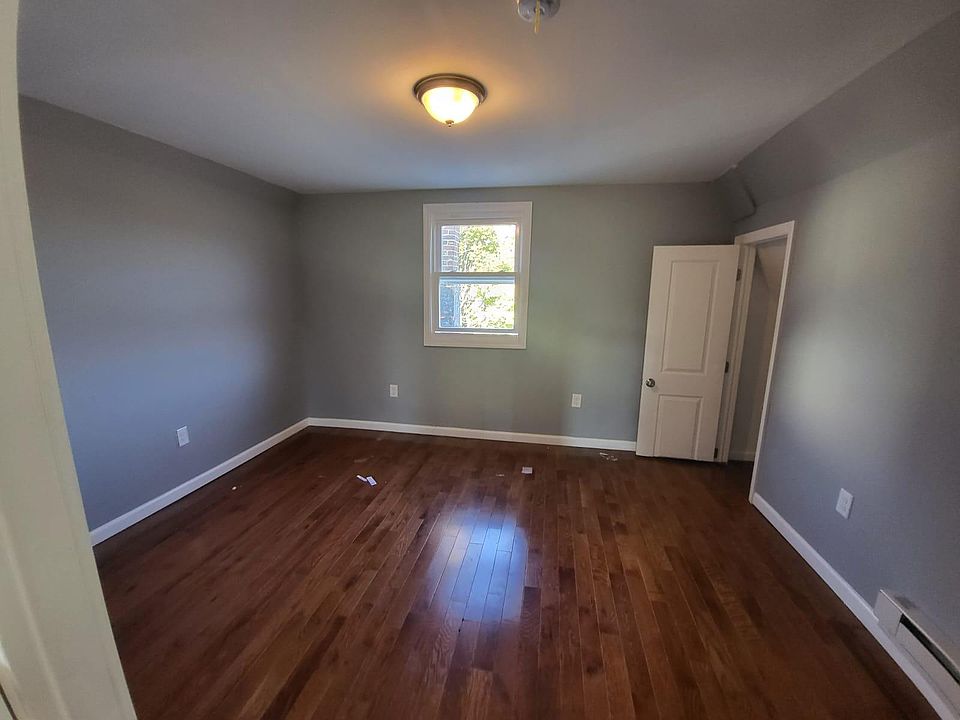 2nd image of 93 Delavan Ave #C