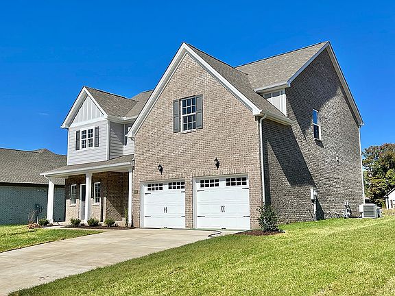 3rd image of 6491 Summer Shade Cir