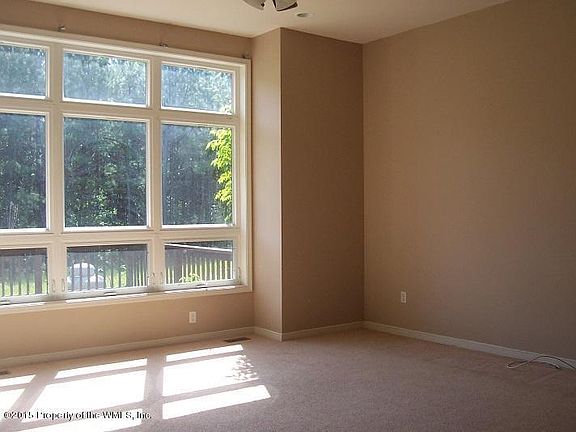 4th image of 4235 Beale Dr