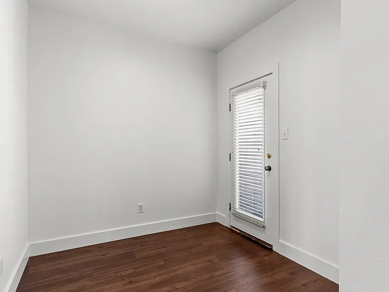 4830 Cedar Springs Rd #3 — Photo 2