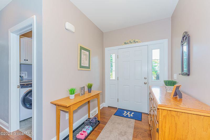 5th image of 68 Miller Road