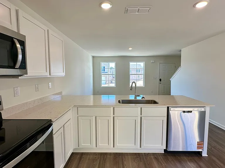 486 Grand Magnolia St — Photo 8