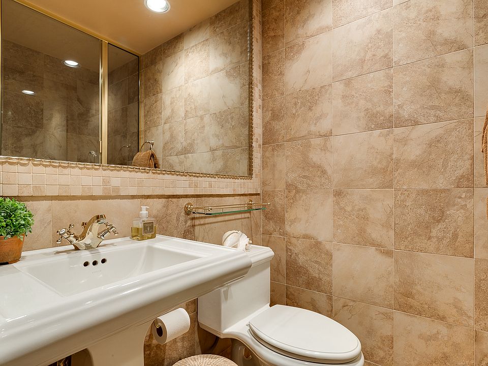 1st image of 415 S Rose Ellen Blvd