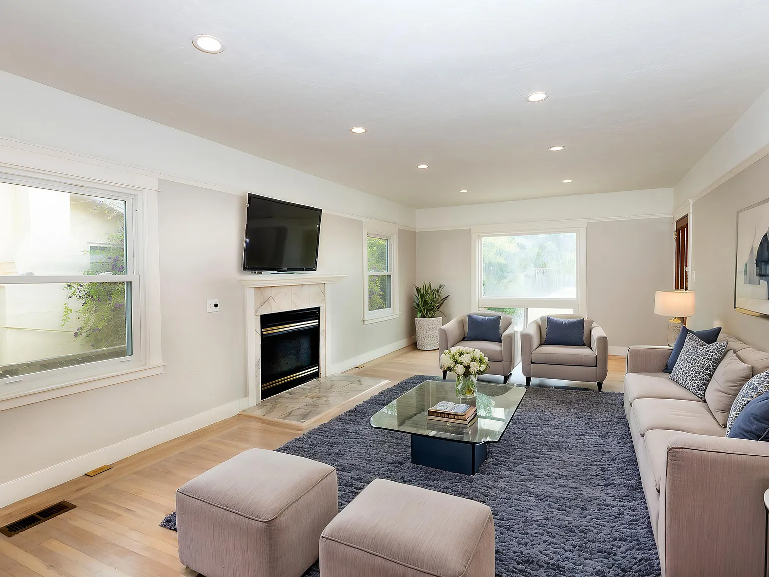 3 bed, 1482 sqft, $6,288 — Photo 1