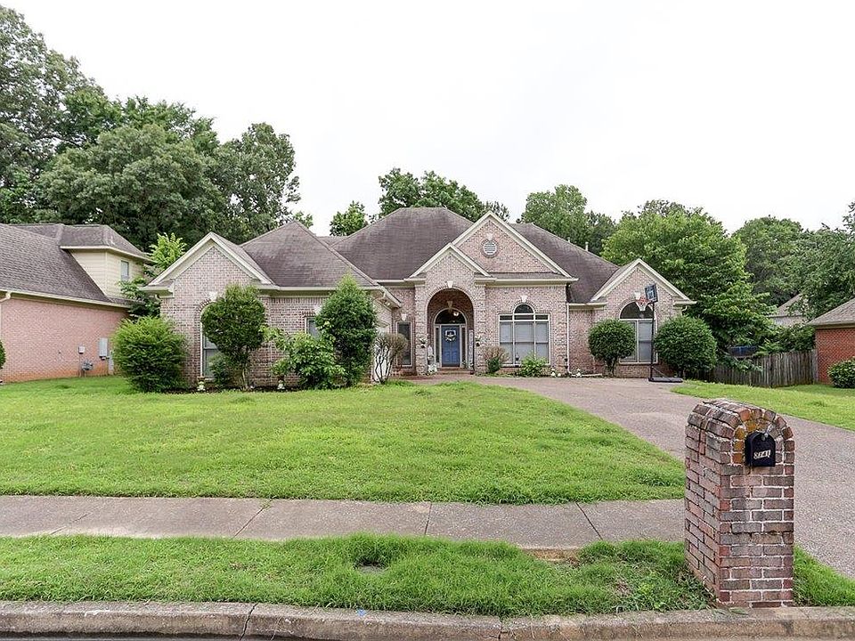 1st image of 8741 River Hollow Dr