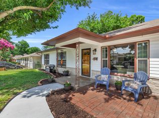 1837 Cottonwood Rd, Carrollton, TX 75006