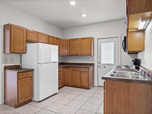 4th image of 1227 9th STREET S S