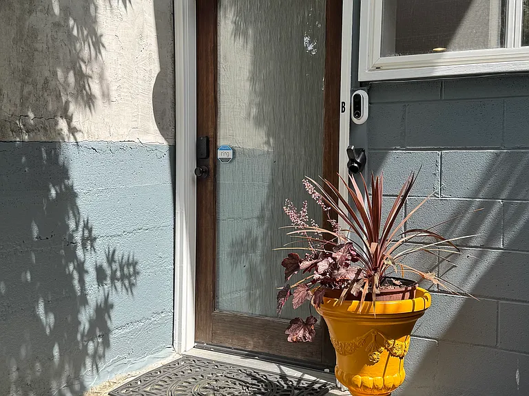 9424 8th Ave NE #B — Photo 6
