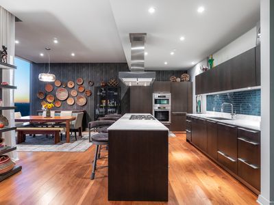 210 Lavaca St APT 2701, Austin, TX, 78701