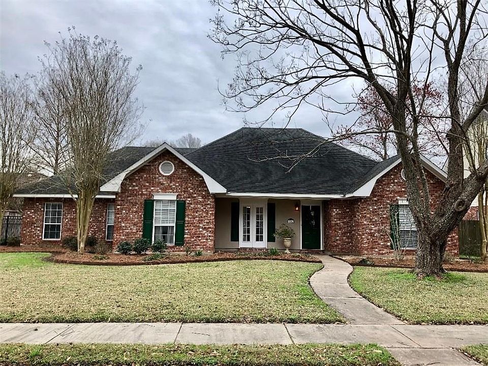 1st image of 6205 Cobblestone Dr