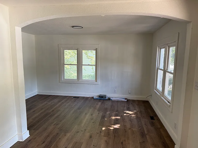 540 S Ellis Ave — Photo 3