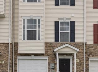 226 Bruaw Dr, York, PA 17406