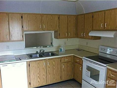 3rd image of 7951 Southgate Blvd #12F
