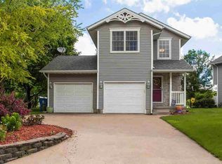 401 11th Avenue A Ct #A, Silvis, IL 61282