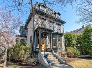 122 Oxford St #122, Cambridge, MA 02140