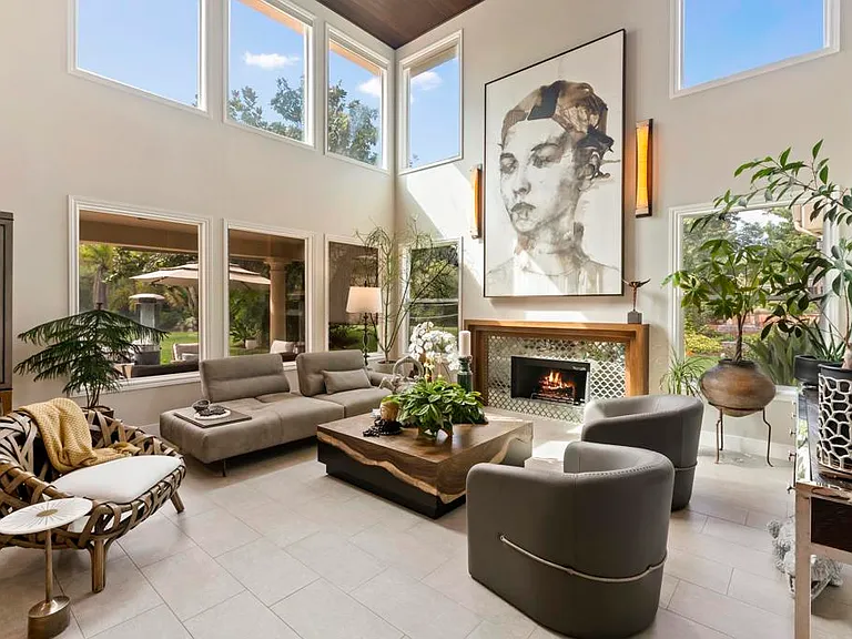6805 Farms View Ct — Photo 1
