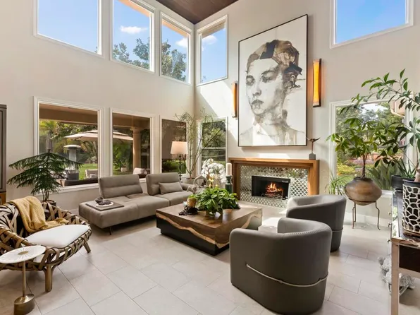 6805 Farms View Ct, Rancho Santa Fe, CA 92067