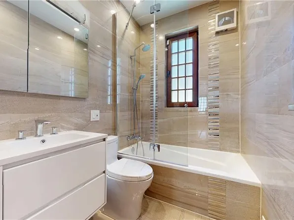 2317 East 63rd Street image 24 of 33