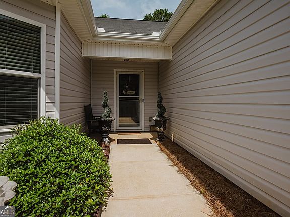 2nd image of 315 Pardue Dr
