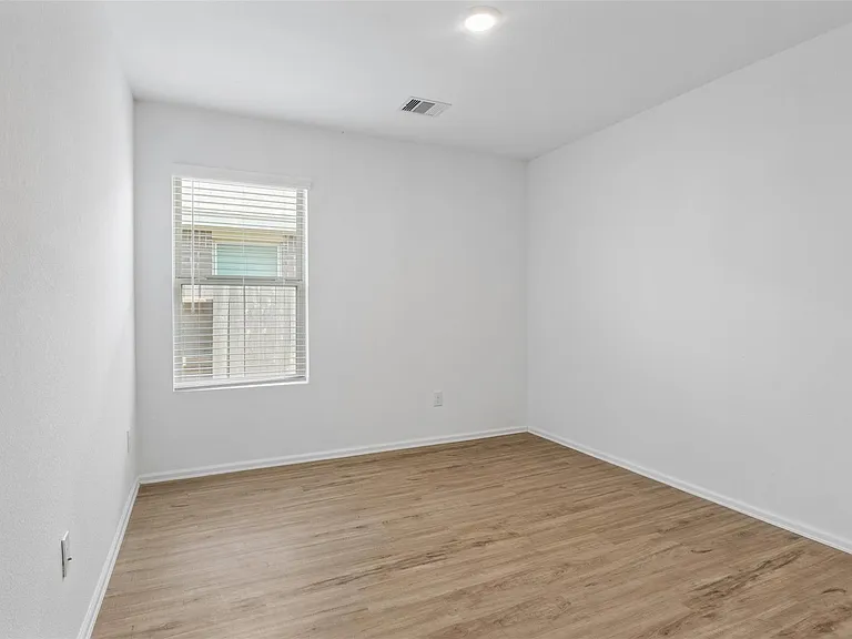 9311 Sierra Point Way — Photo 15