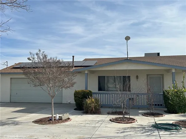 8915 3rd Ave, Hesperia, CA 92345