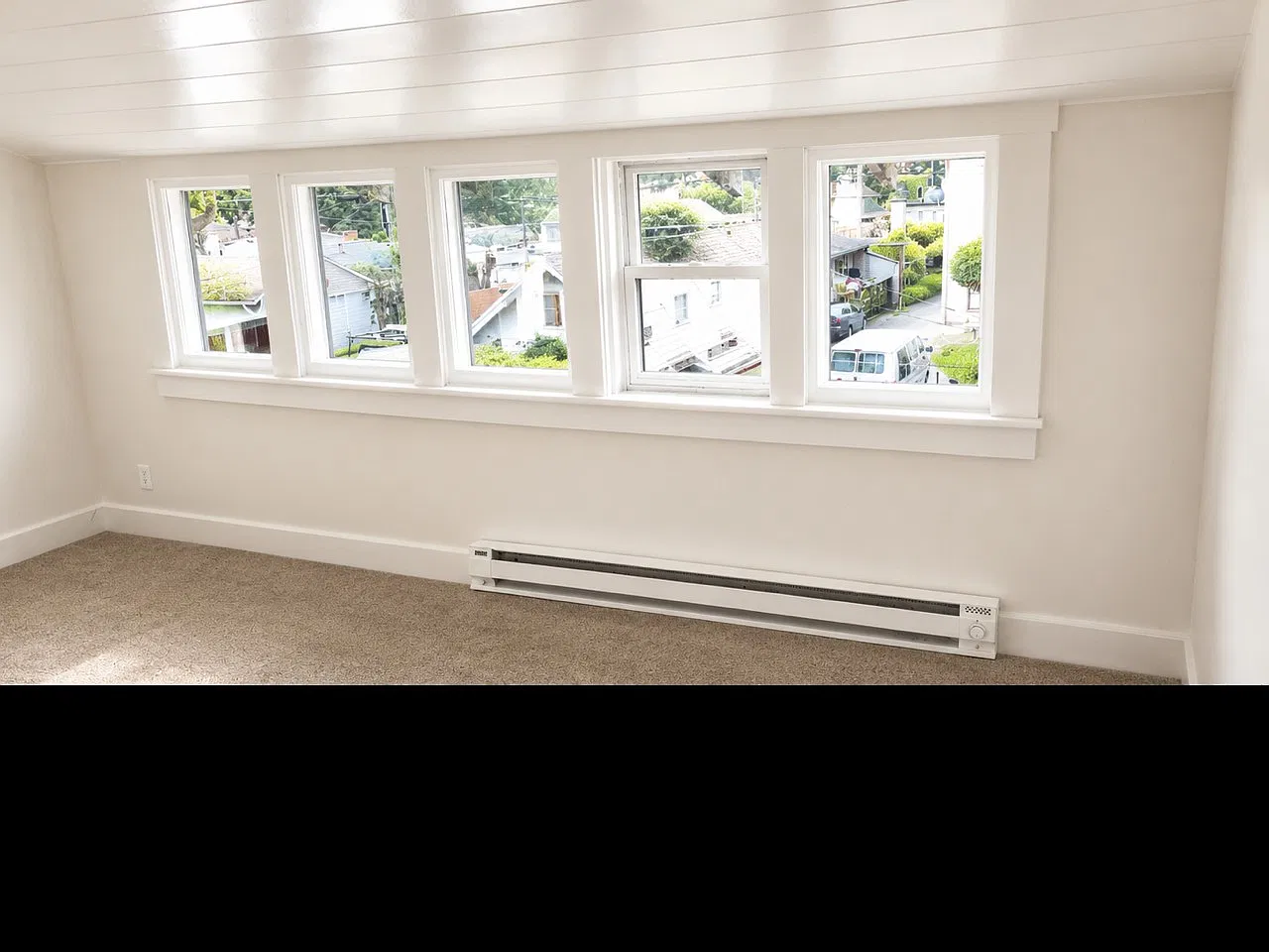 2 bed, 725 sqft, $1,295 — Photo 2