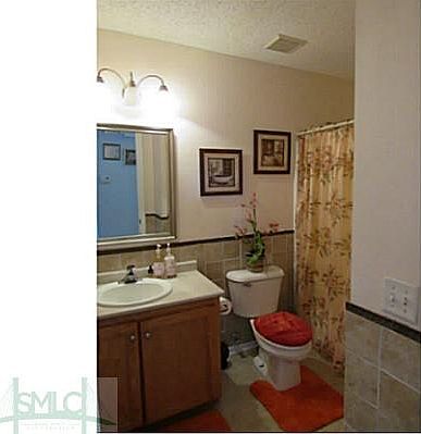 2nd Bathroom