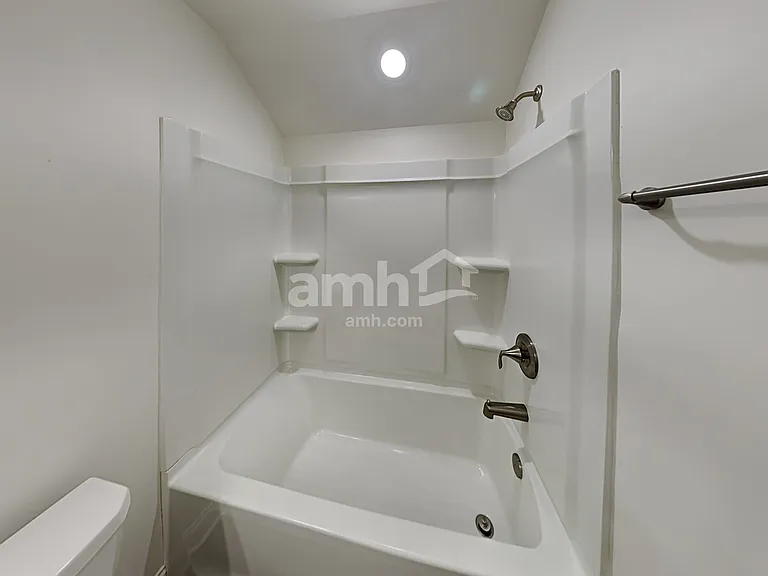 7076 Creeksong Dr — Photo 27