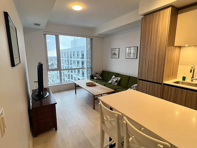 7950 Bathurst St #1212 — Photo 12