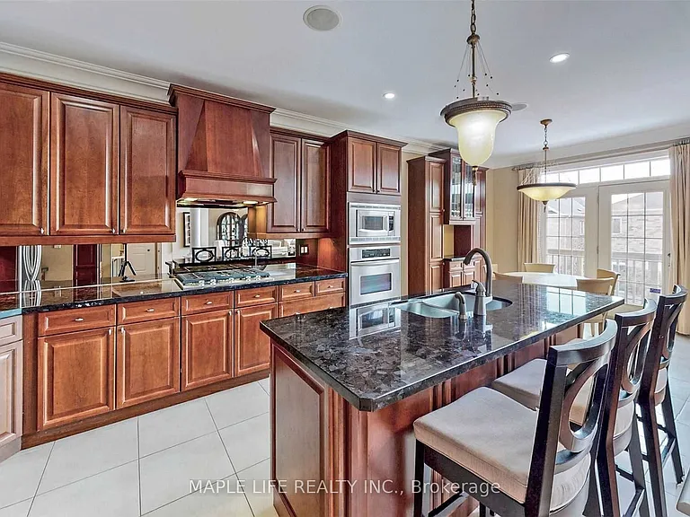 246 Sir Benson Dr — Photo 13