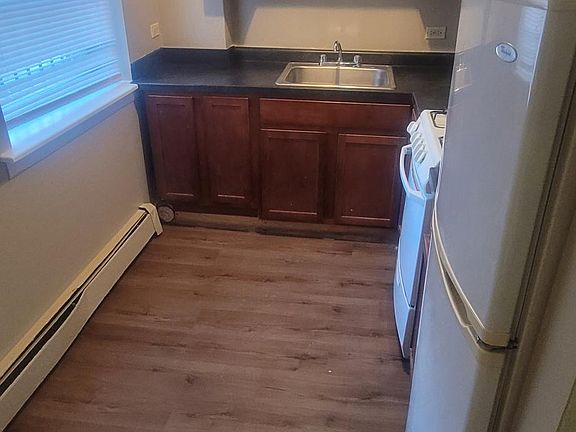 5th image of 4152 W 13th St Floor Basement