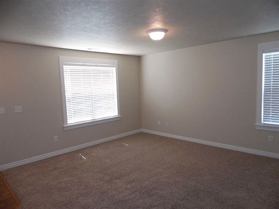 2nd image of 2179 E Loch Lomond Dr