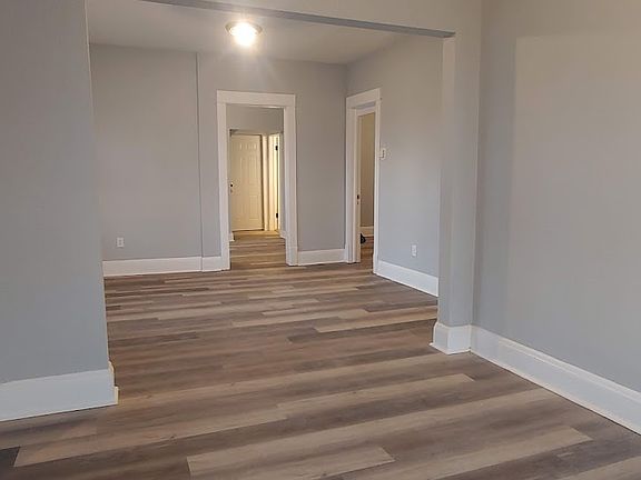 4th image of 5651 N 37th St #5651