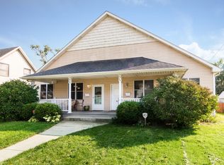 1238 State St, Dekalb, IL 60115