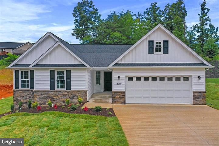 1st image of 1200 Happy Ridge Dr