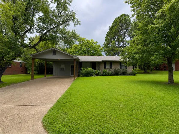 2419 Danny St, Tupelo, MS 38801