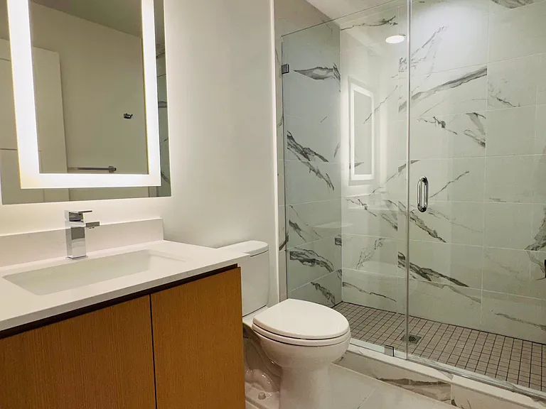 1652 NE 124th St #544 — Photo 15