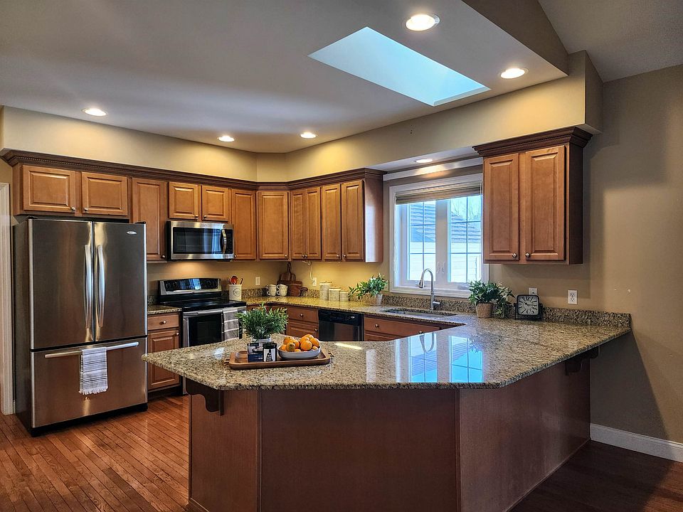 8 Morrison Drive, Londonderry, NH 03053 Zillow