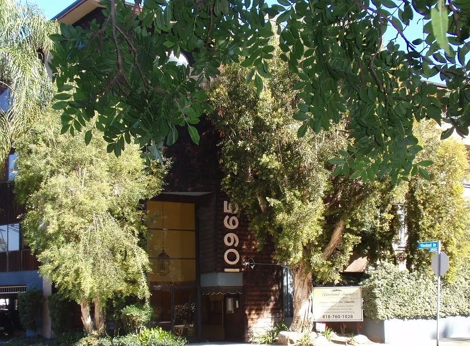 10965 Fruitland Drive