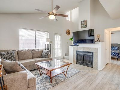 5716 Cedar Creek Dr UNIT 5716, Fort Worth, TX, 76109