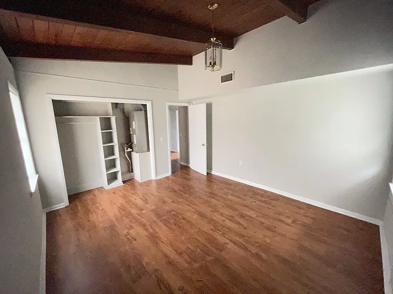 242 Georgia Ave #8 — Photo 7